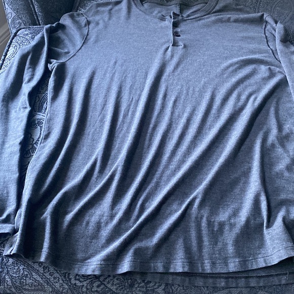 Lululemon The Fundamental Long Sleeve Henley 
Online Only size Large - Picture 6 of 6